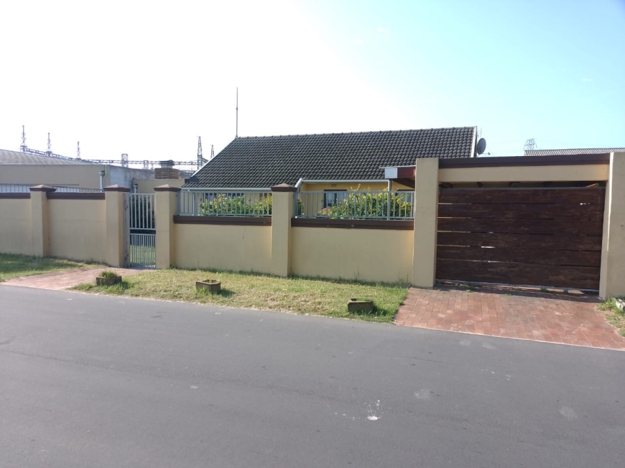 3 Bedroom Property for Sale in Belhar Western Cape